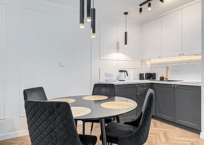 Moniuszki 10 By Nyx *