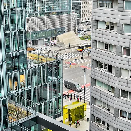 Moniuszki 10 By Nyx * Warszawa